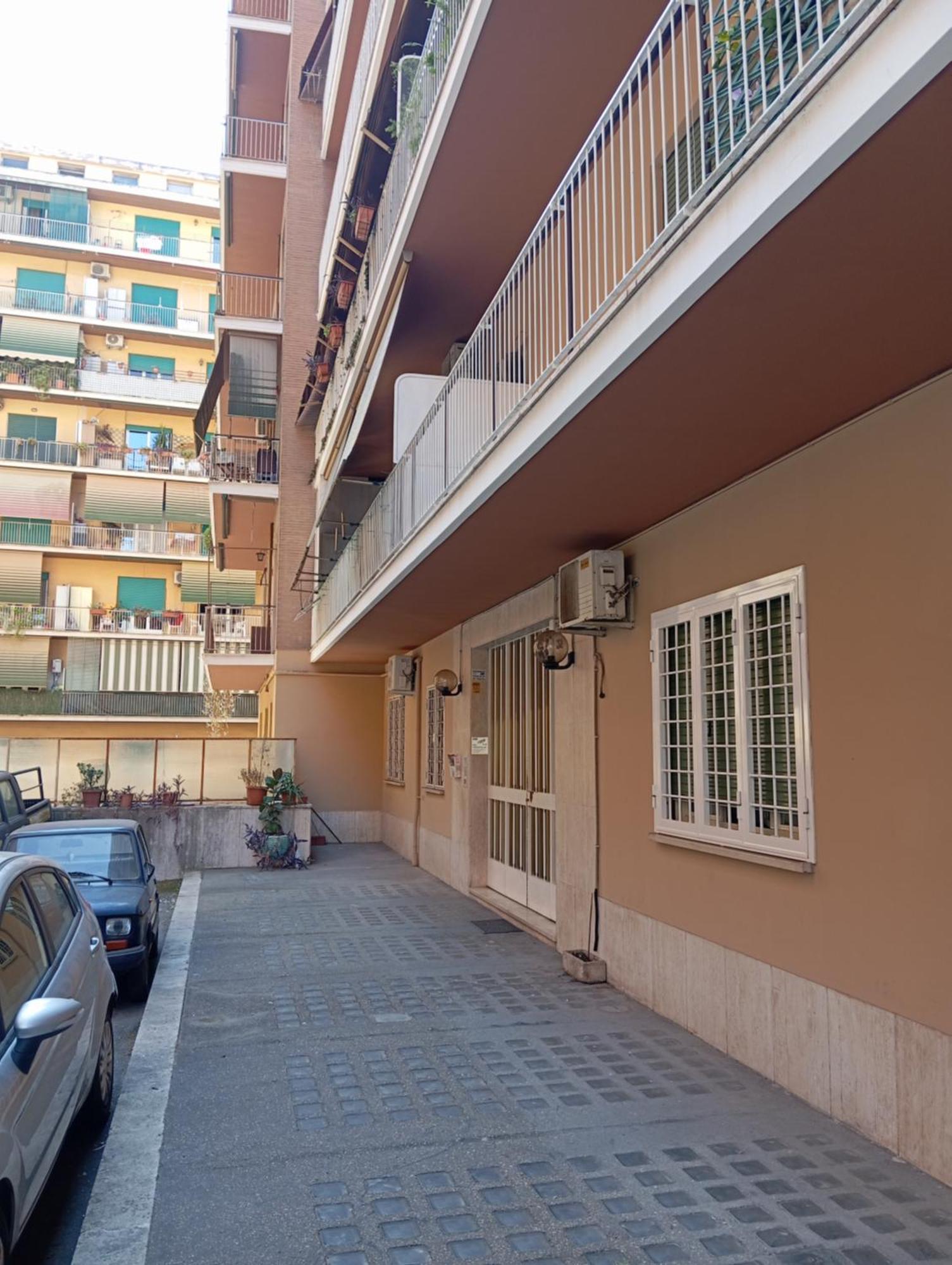 Appartement Lella's House Vicino Metro A 3 Min A Piedi